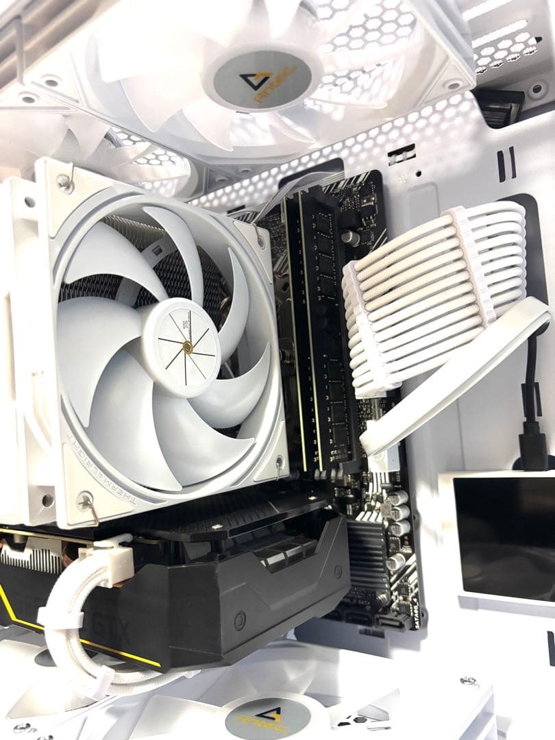 【ディスプレイ内蔵】ゲーミングPC Ryzen7 GTX 1660Ti 512G