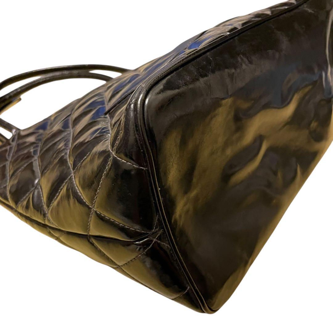 ば*ん様 CHANEL シャネル ハンドバッグ エナメル マトラッセ ココマーク