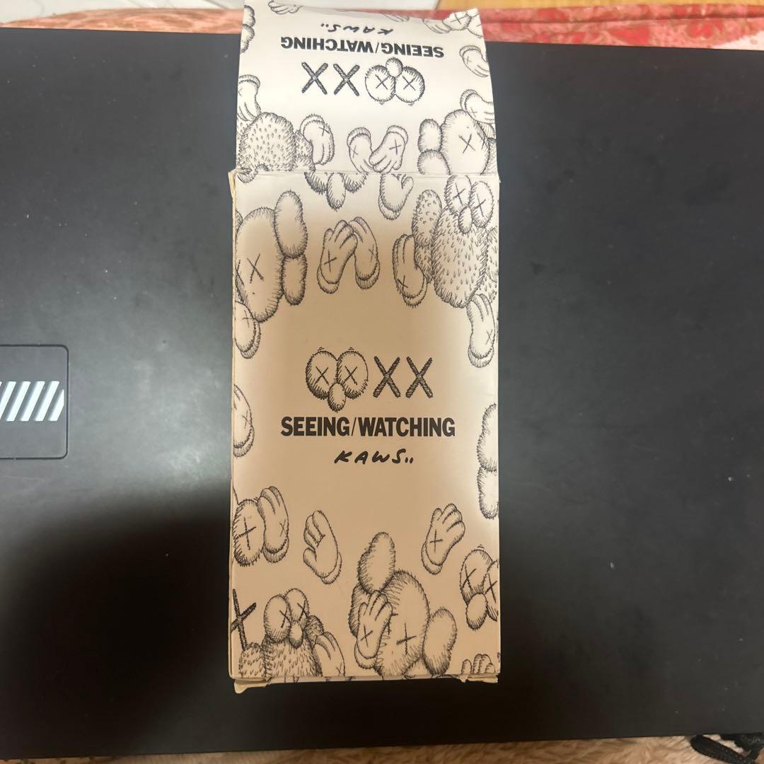 kaws dior 香水入れ