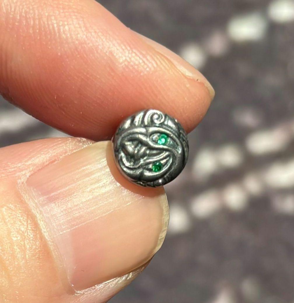 アクセサリー LONE ONSE