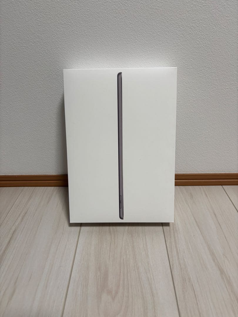 Apple iPad 第9世代　スペースグレー 本体　Wi-Fiモデル　64GB