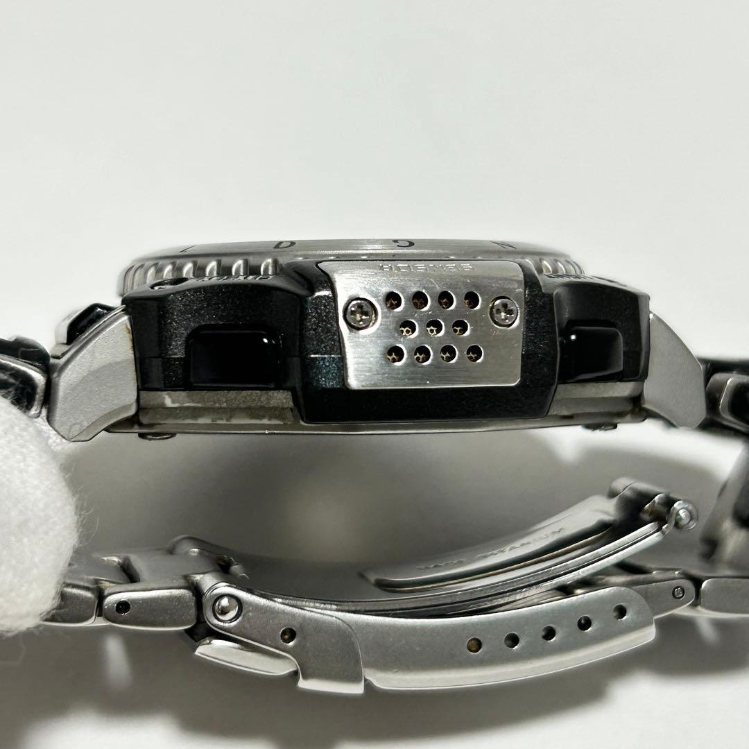 稼働 /新品電池 PROTREK HUNTINGWORLD PRT-1400