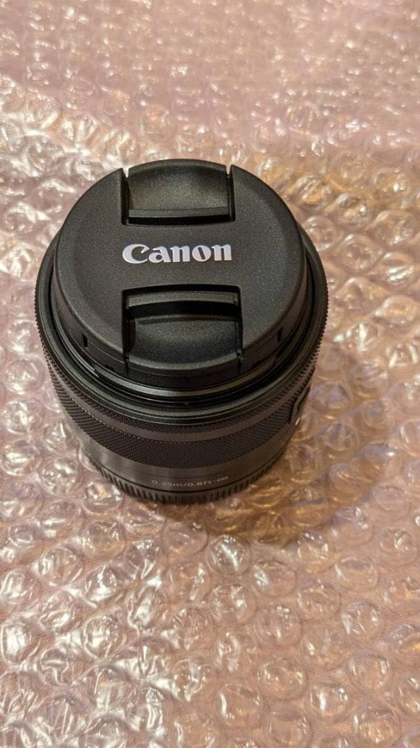 未使用　Canon EOS M6 ダブルズームレンズキット キャノン