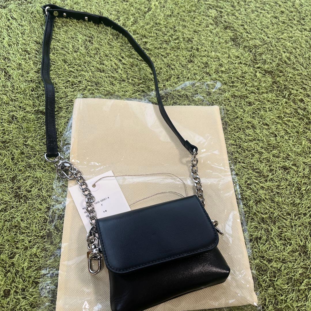 YENN CHAIN BELT POUCH ブラック