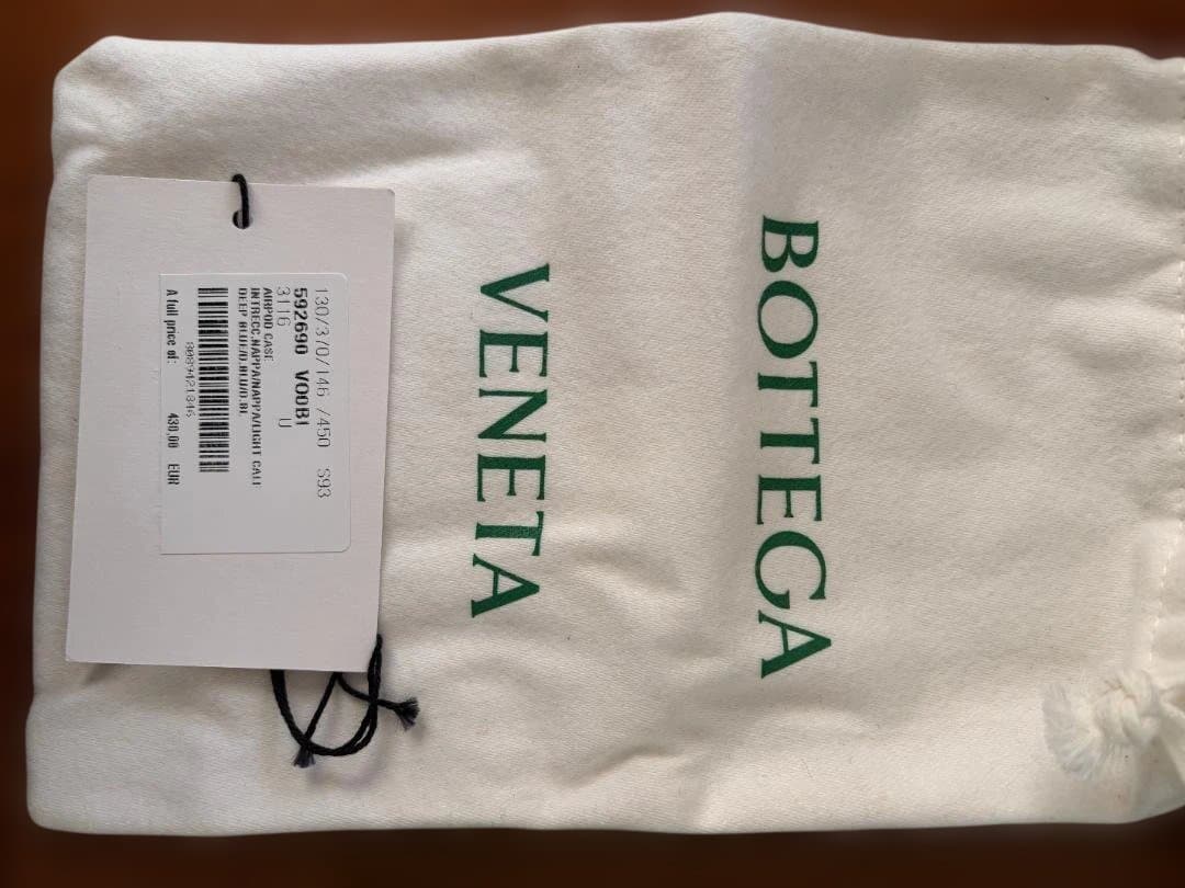 BOTTEGA VENETA (ボッテガヴェネタ) airpods ケース