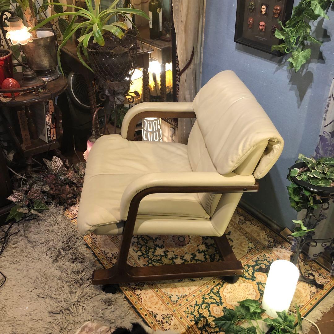 Sale ヴィンテージ 富士ファニチャー　キャスター革張りアームチェア