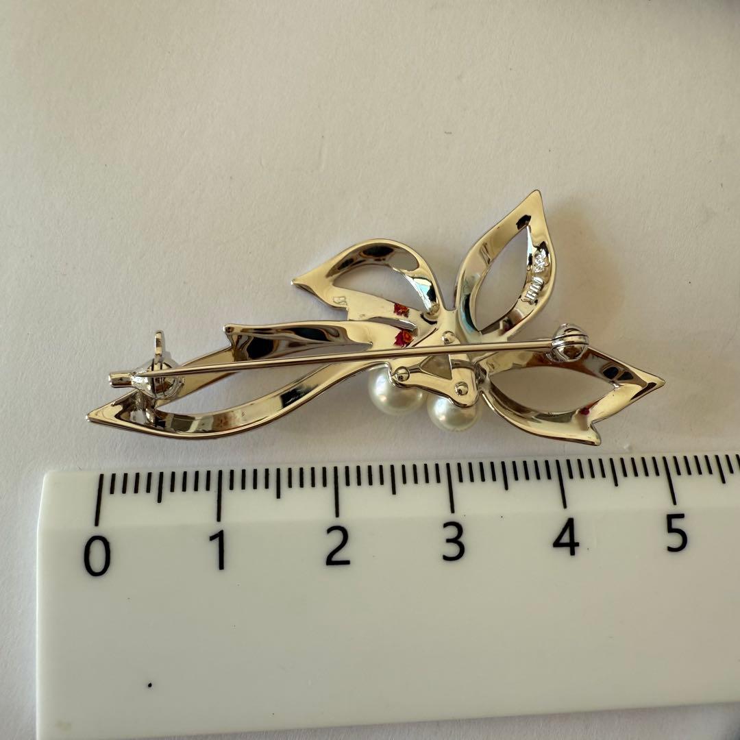 ミキモト　リーフ　シルバー　ブローチ