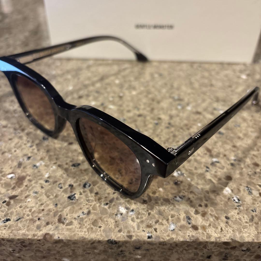 ジェントルモンスター　GENTLE MONSTER south side N