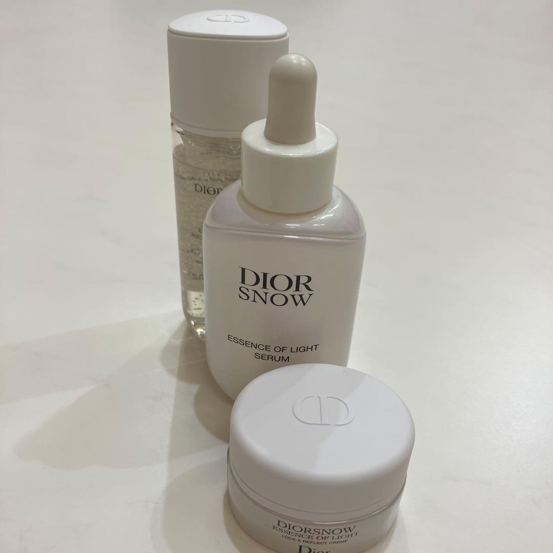 Dior  エッセンス オブ ライト セラム 50ml