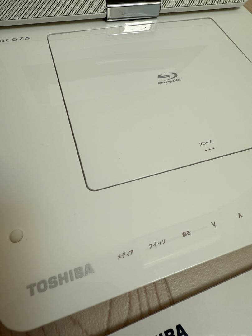 REGZA レグザ　ポータブルプレーヤー　DVD TOSHIBA