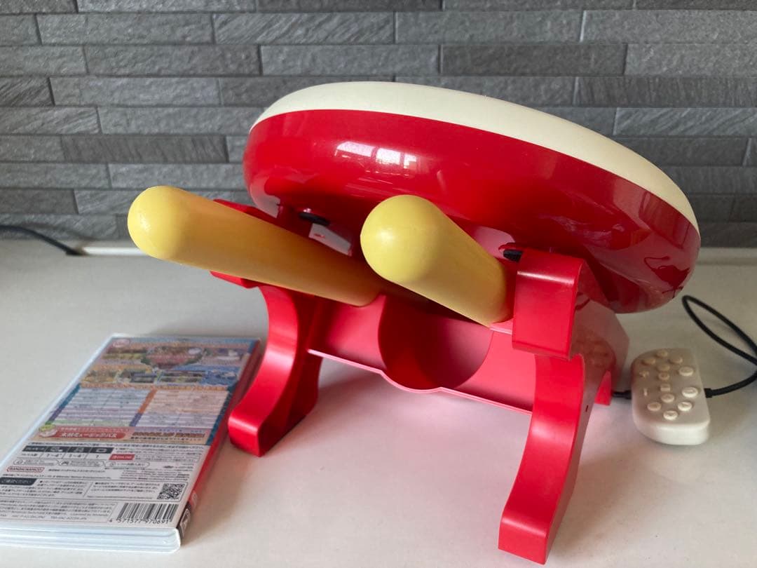 Switch 太鼓の達人 ドンダフルフェスティバル、太鼓とバチのセット