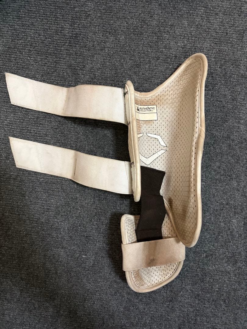 エルボーガード ホワイト メッシュ素材