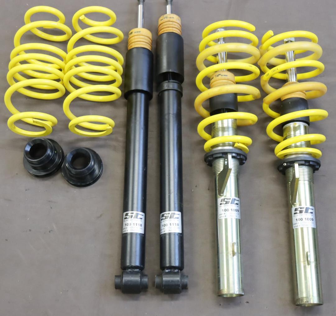 フォルクスワーゲン ゴルフ7R FF typeAU　KW ST　車高調