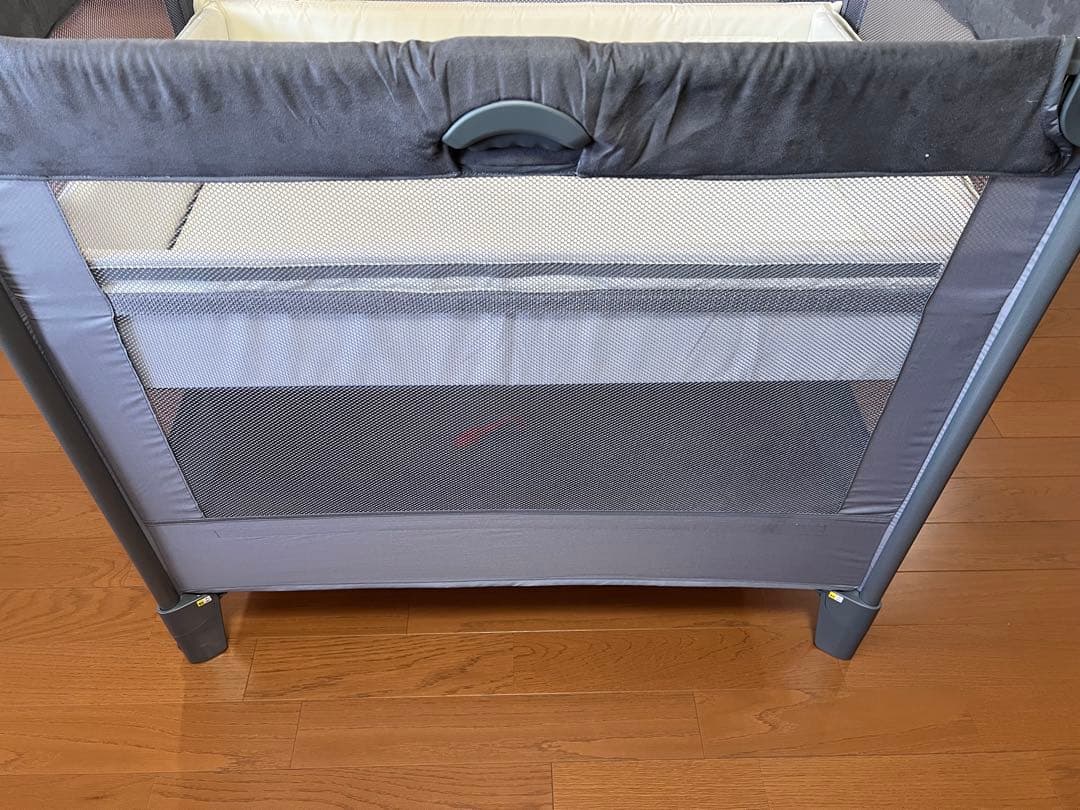 ココネルエアープラス アップリカ ベビーベッド 匿名発送 送料無料