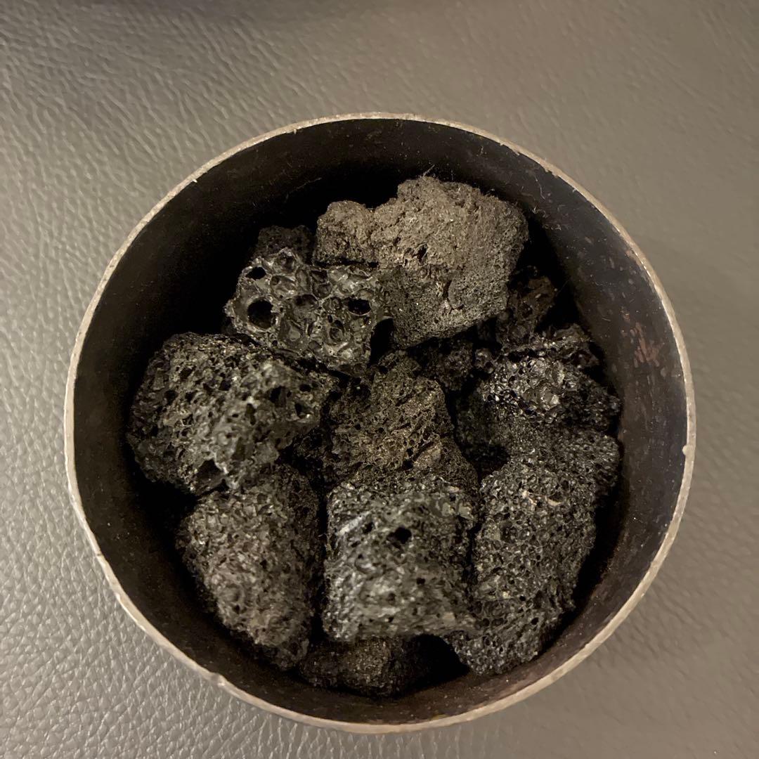 MAD et LEN マドエレン テレノア 溶岩石