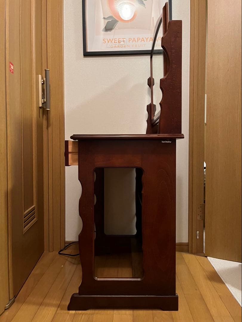 カリモクコロニアル　ドレッサー