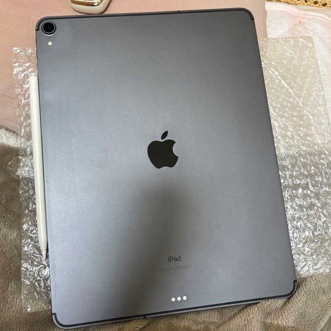 Apple iPad pro 3世代　スペースグレー　256gb セルラー
