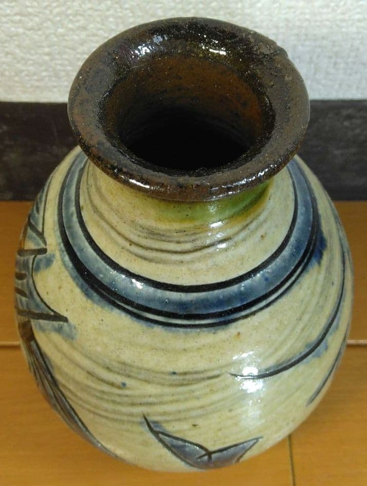 人間国宝 金城次郎 海老魚紋花瓶 栞 共箱 壺屋焼 壷屋焼 やちむん 上作花瓶