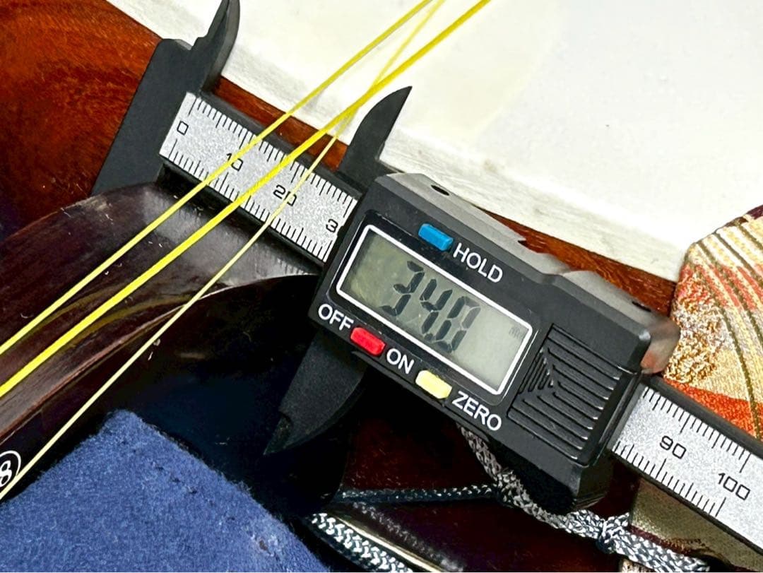 長唄三味線一式　初心者・練習用　（ハードケース・撥・小物付き）