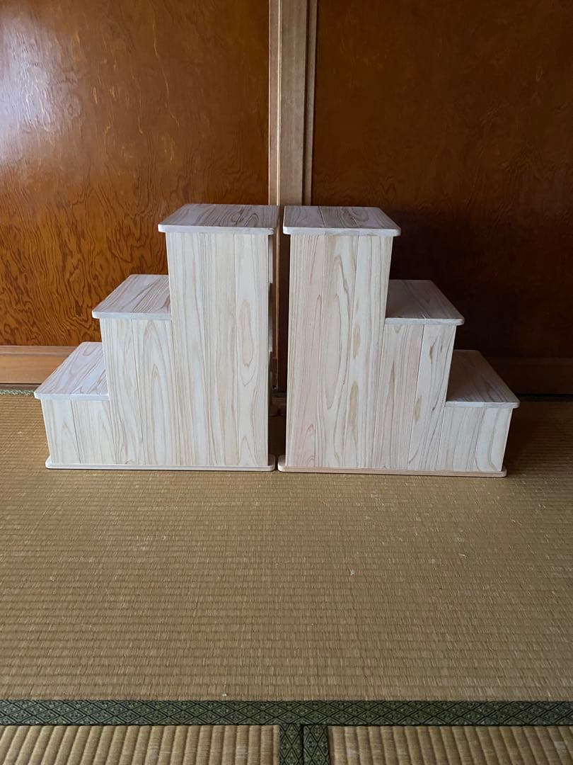 myowako様限定の、3段のオーダー踏み台です。