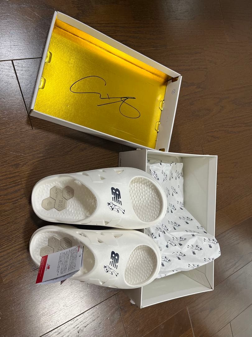 ニューバランス リカバリーサンダル ホワイト 大谷翔平