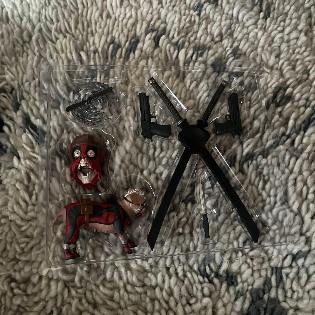 デッドプール アクションフィギュア