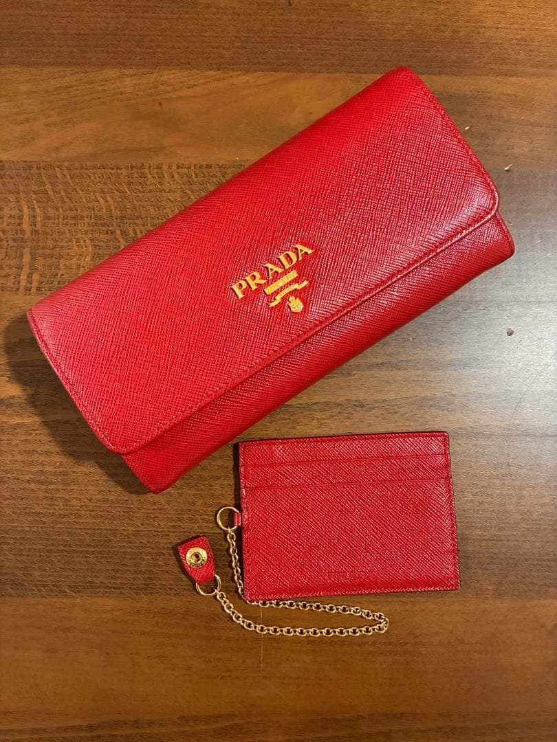 PRADA 長財布 パスケース付き
