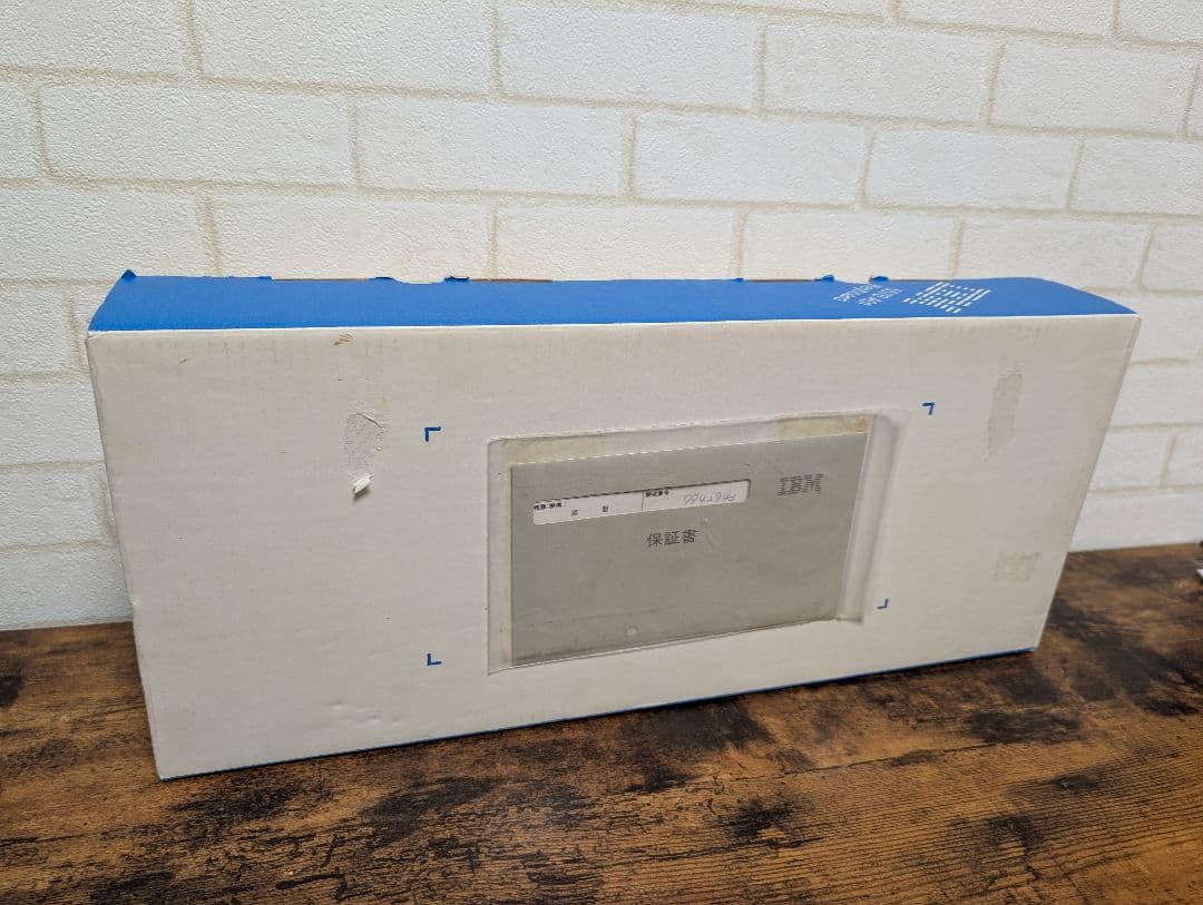 【未使用】IBM キーボード 5576-A01 本体１つ、ケーブル1つ