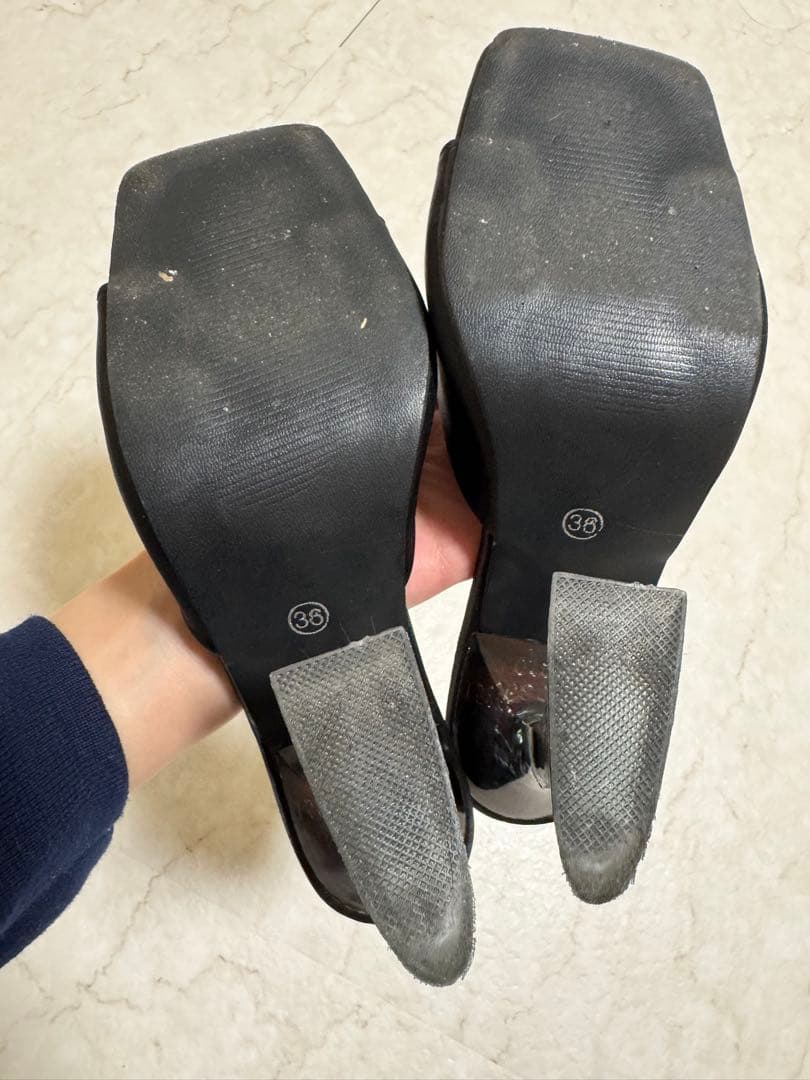 PRADA ブラック サテン ミュール クリアヒール