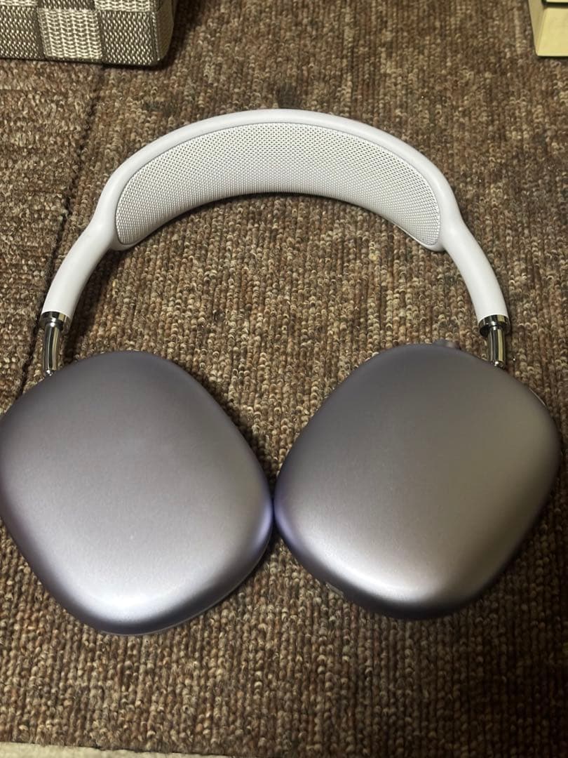 AirPods本体 シルバー オーバーイヤータイプ