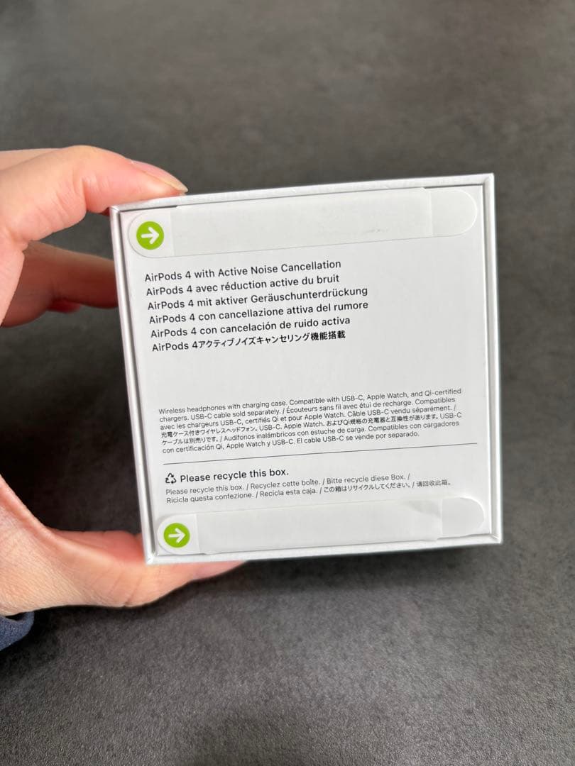 Apple AirPods 4 ⭐︎ノイズキャンセル機能付き⭐︎