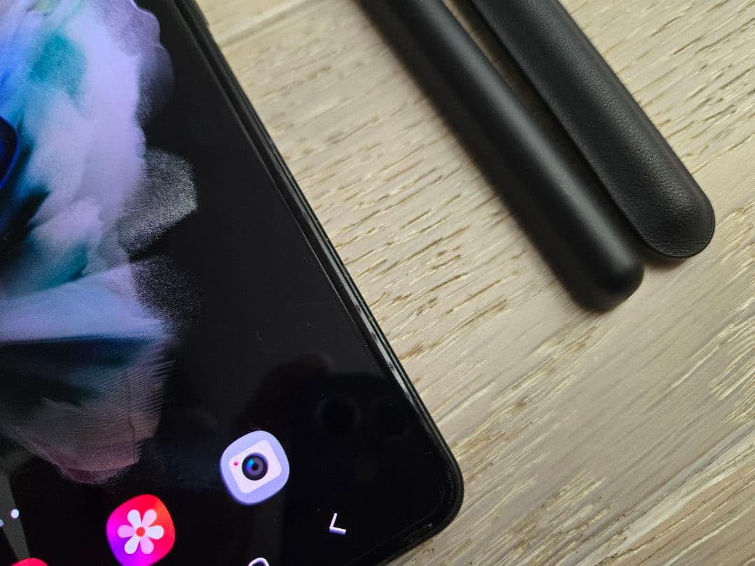 【美品】Samsung Galaxy Z Fold3 512GB ブラック