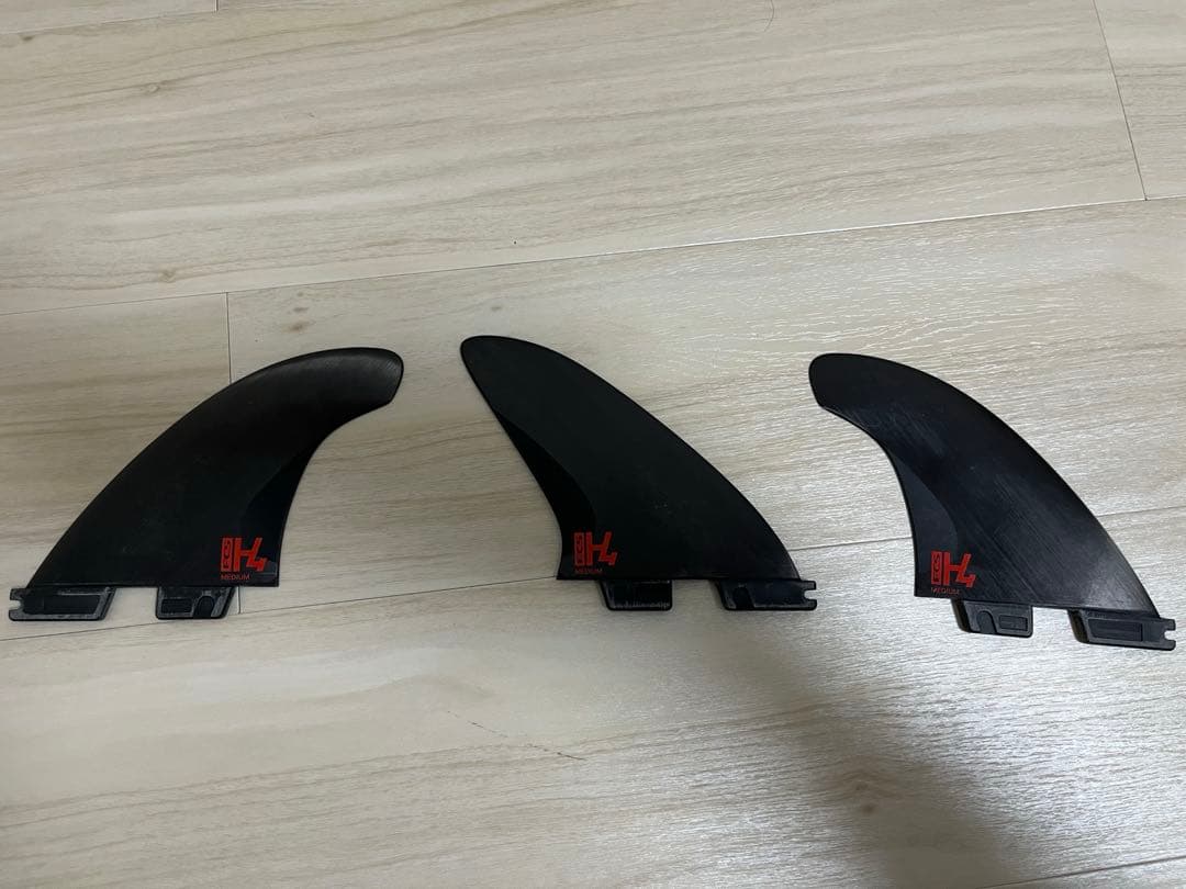 FCS2 フィン H4 Mサイズ　3枚セット