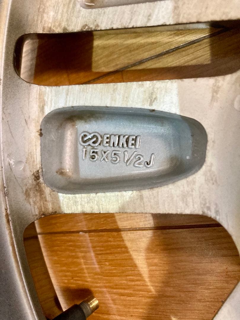 タイヤ・ホイール A 88