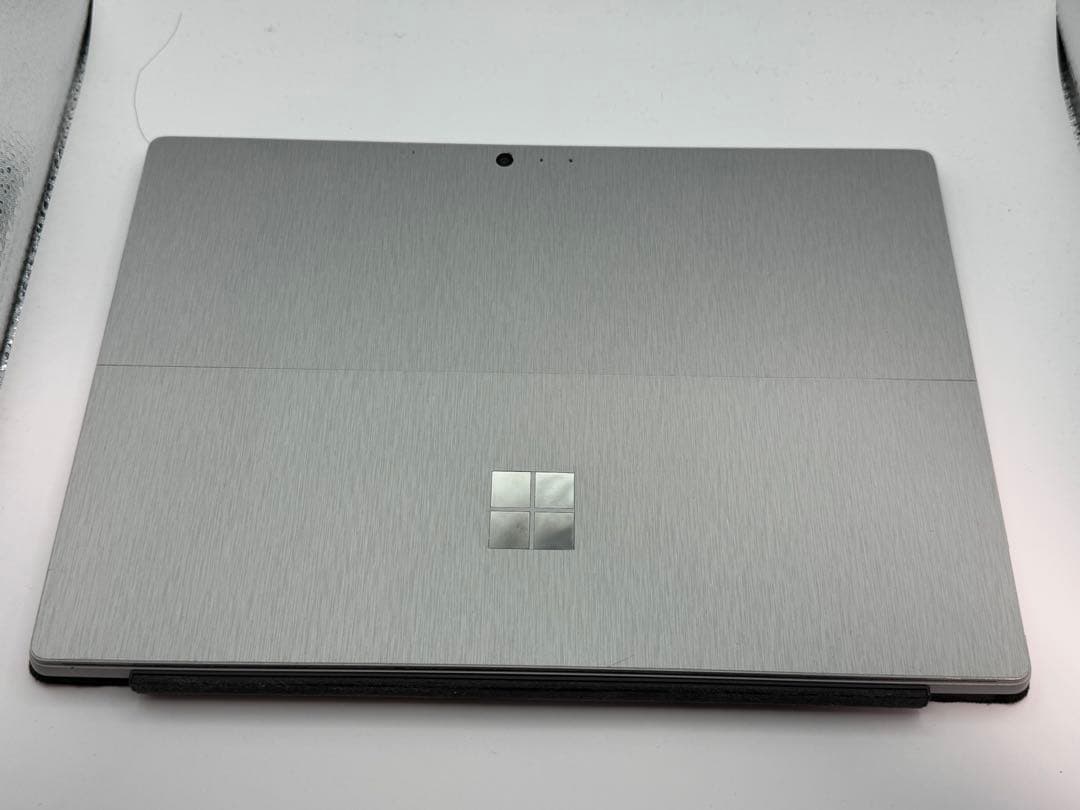 Surface Pro 5 Win11インストール済み