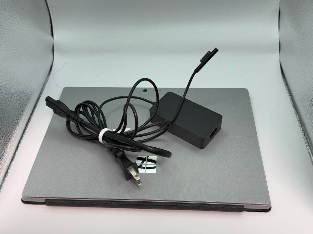 Surface Pro 5 Win11インストール済み