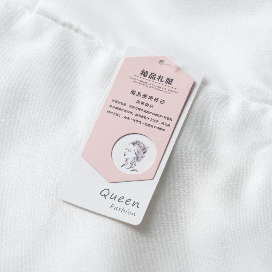 【新品】ウェディングドレス Aライン ノースリーブ 光沢サテン 二次会 前撮り