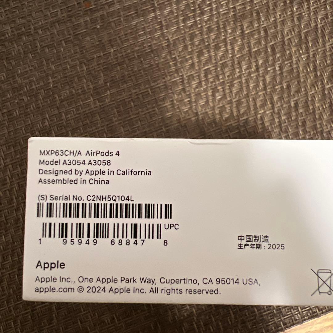 イヤホン AirPods 4