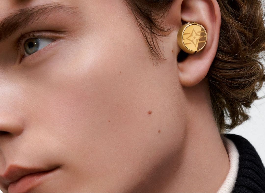 【にこにこ雑貨店 】LVホライゾンライトアップイヤホンセット