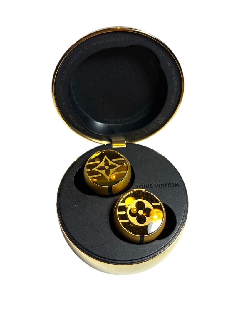 【にこにこ雑貨店 】LVホライゾンライトアップイヤホンセット