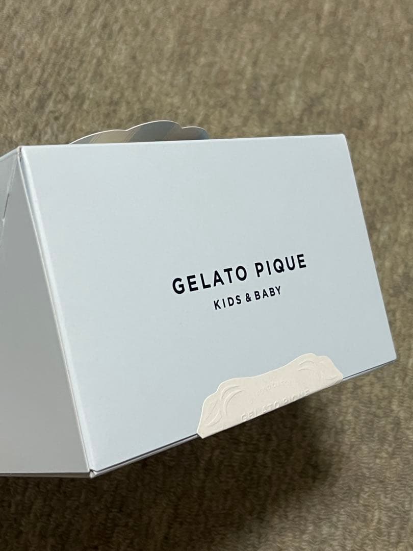 gelato pique ベビモコはちみつベアロンパース／エプロン