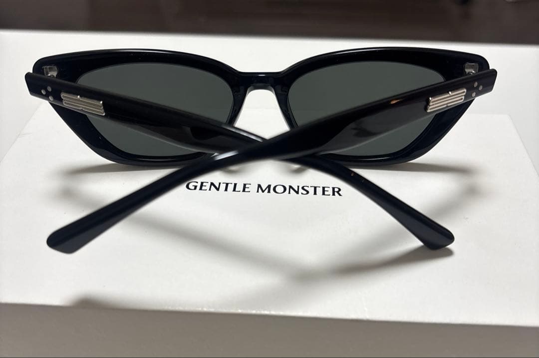 Gentle Monster ジェントルモンスター Terra Cotta 01