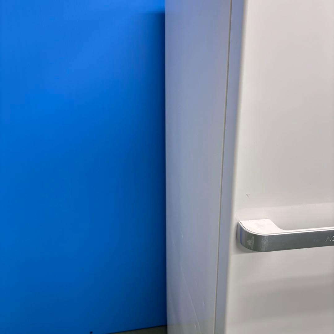 590 冷蔵庫　大型　右開き　一人暮らし　家庭向け　大人気　極美品