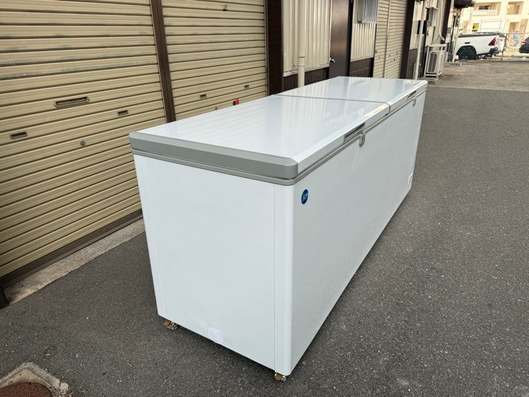 美品　ジェーシーエム　冷凍ストッカー　冷凍庫　２０２４年製　キャスター付き