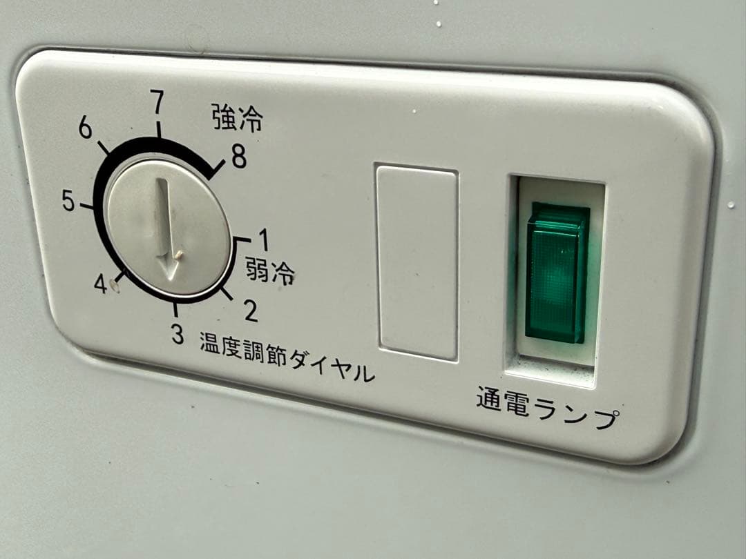 美品　ジェーシーエム　冷凍ストッカー　冷凍庫　２０２４年製　キャスター付き