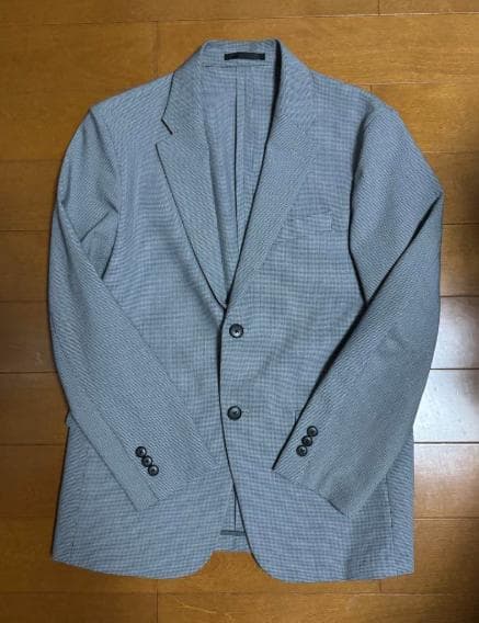 ユニクロ　セットアップ　感動ジャケット・パンツ　チドリ