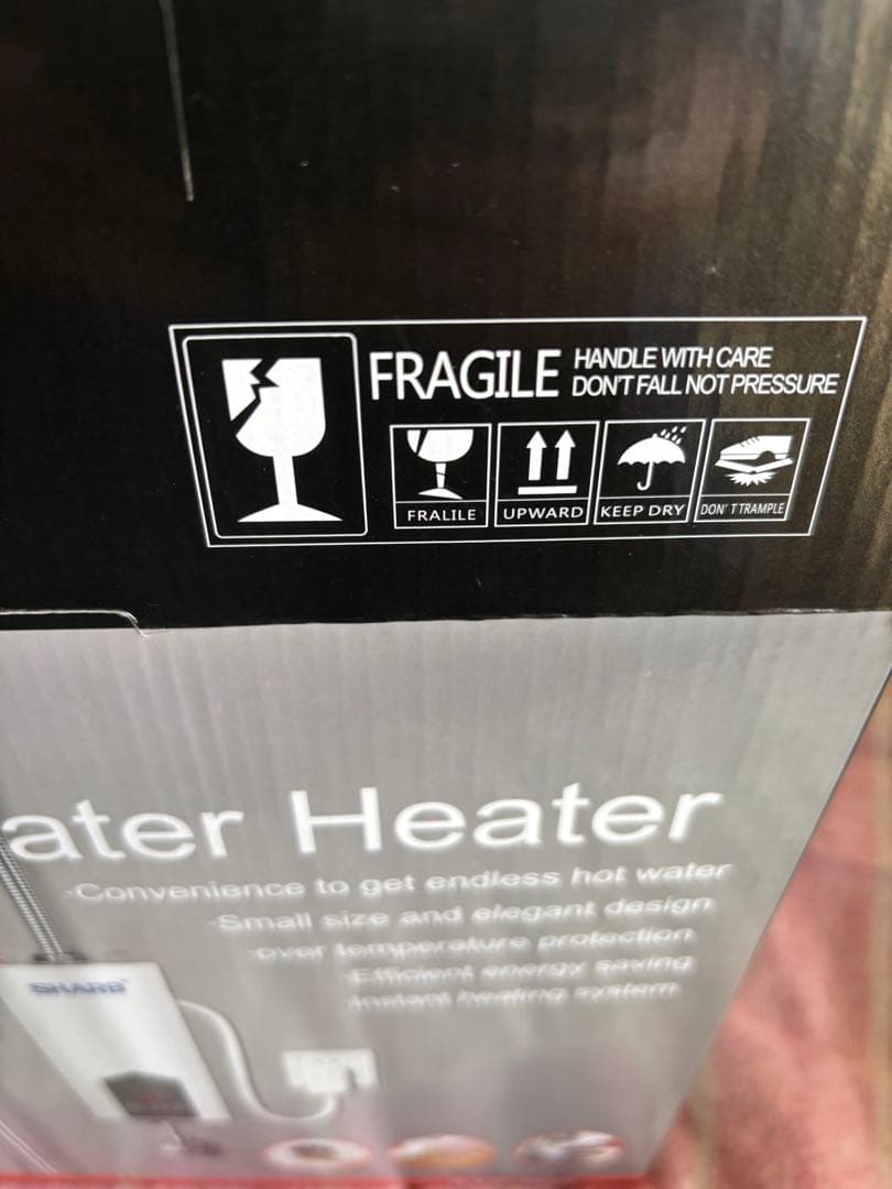 電気給湯器 半額販売 新登場　ガス不要　24時間お湯可能