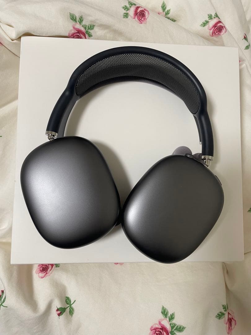 正規品　AirPods Max シルバー ワイヤレスヘッドホン　　即購入可！