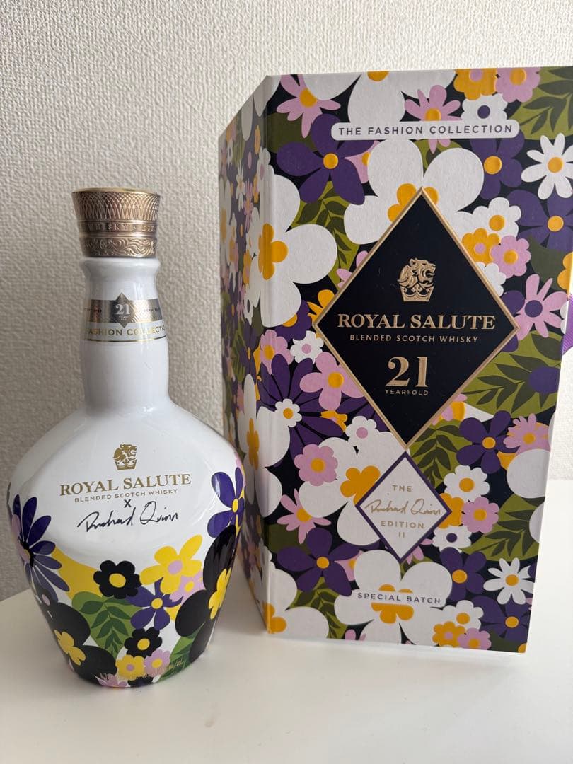  SALUTE 21年ファッションコレクション RichardQuan