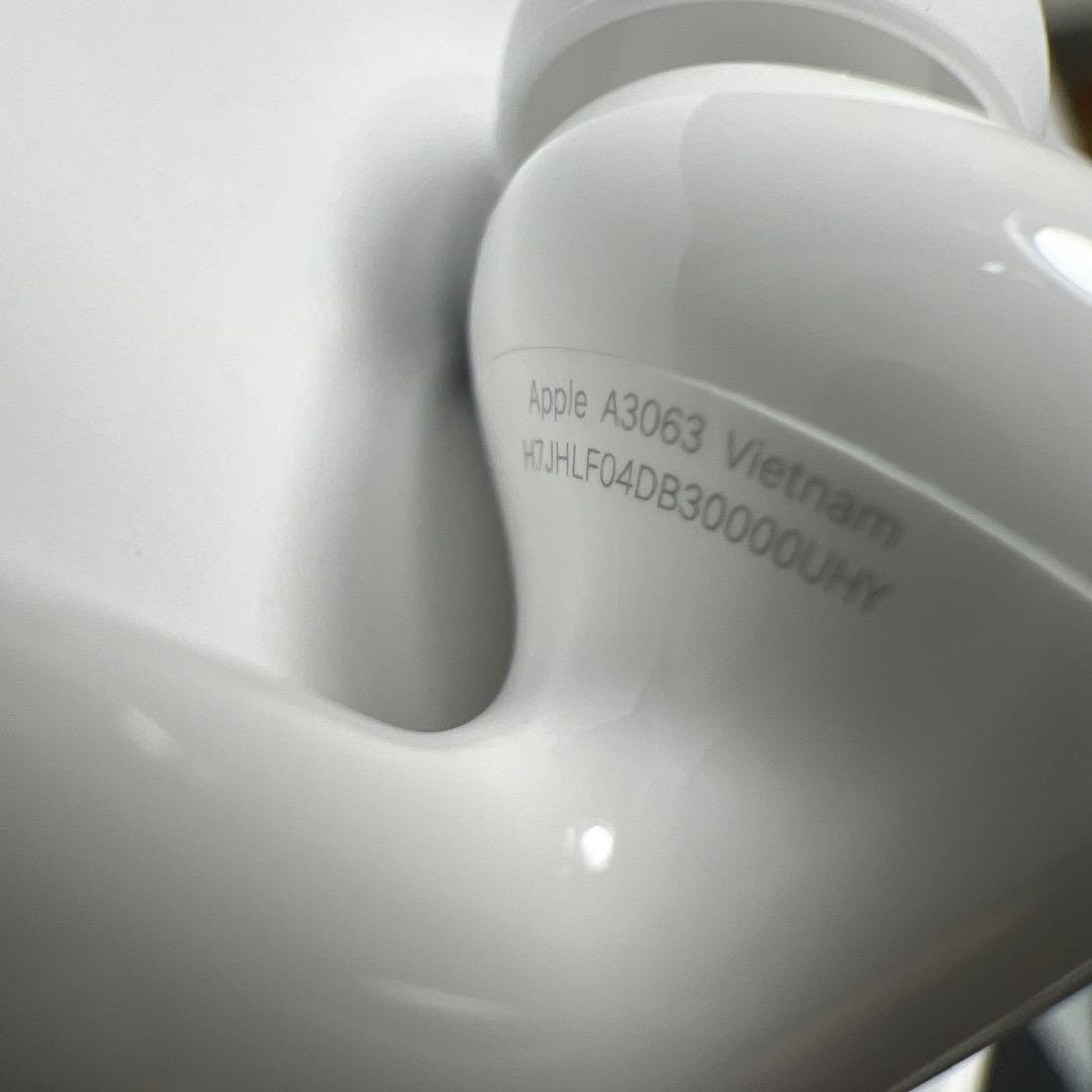 Apple AirPods Pro 第3世代 両耳 未使用 89